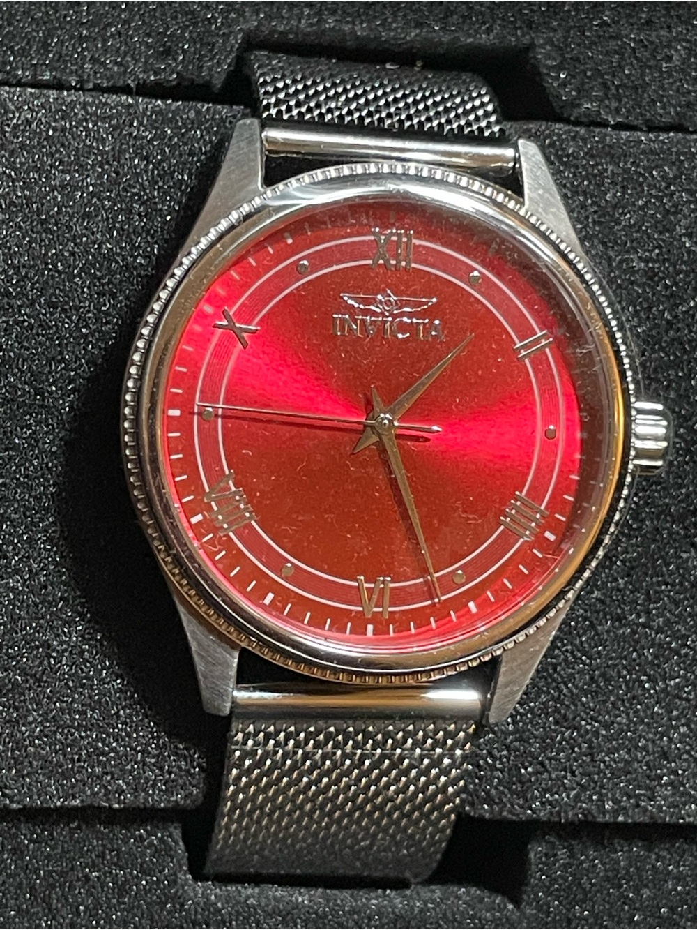 Invicta Men’s Watch Celestial Quartz with Red Sunburst Dial and Mesh Bracelet